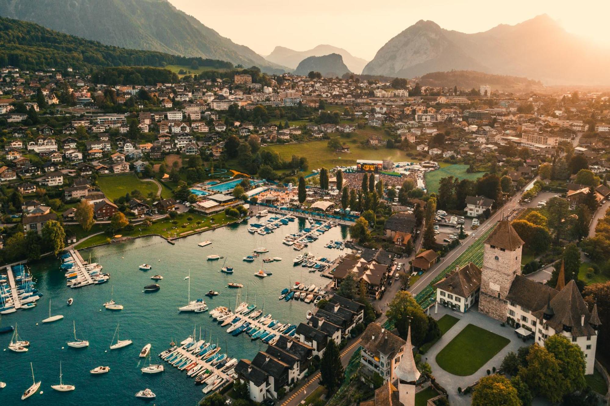 ABZ Spiez Hotel Seaside Exterior foto